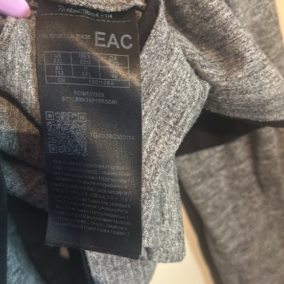 Guess Jeans - Long Sleeve Gray T-Shirt - Size 2XL - Picture 10 of 10